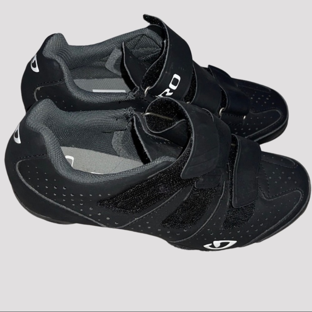 Giro spin/cycling shoes size 7.5